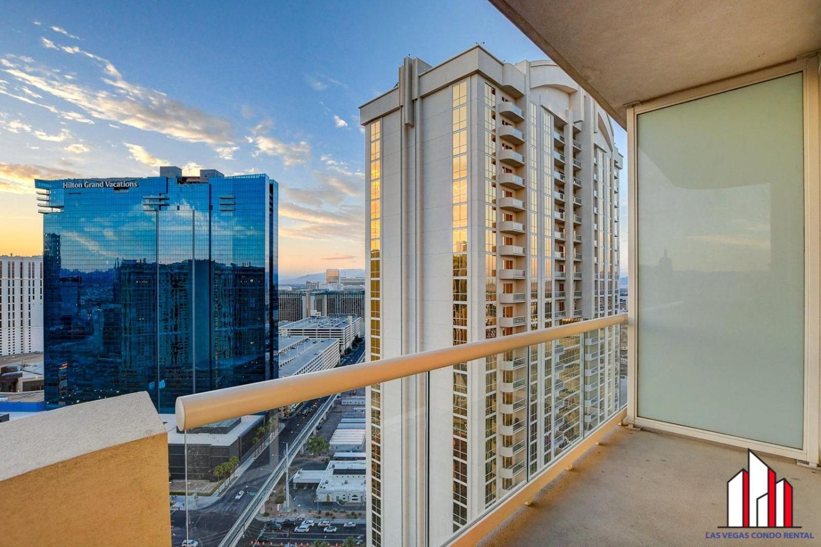 Mgm Signature-30-705 F1 Track & Strip View Balcony Las Vegas Exteriér fotografie