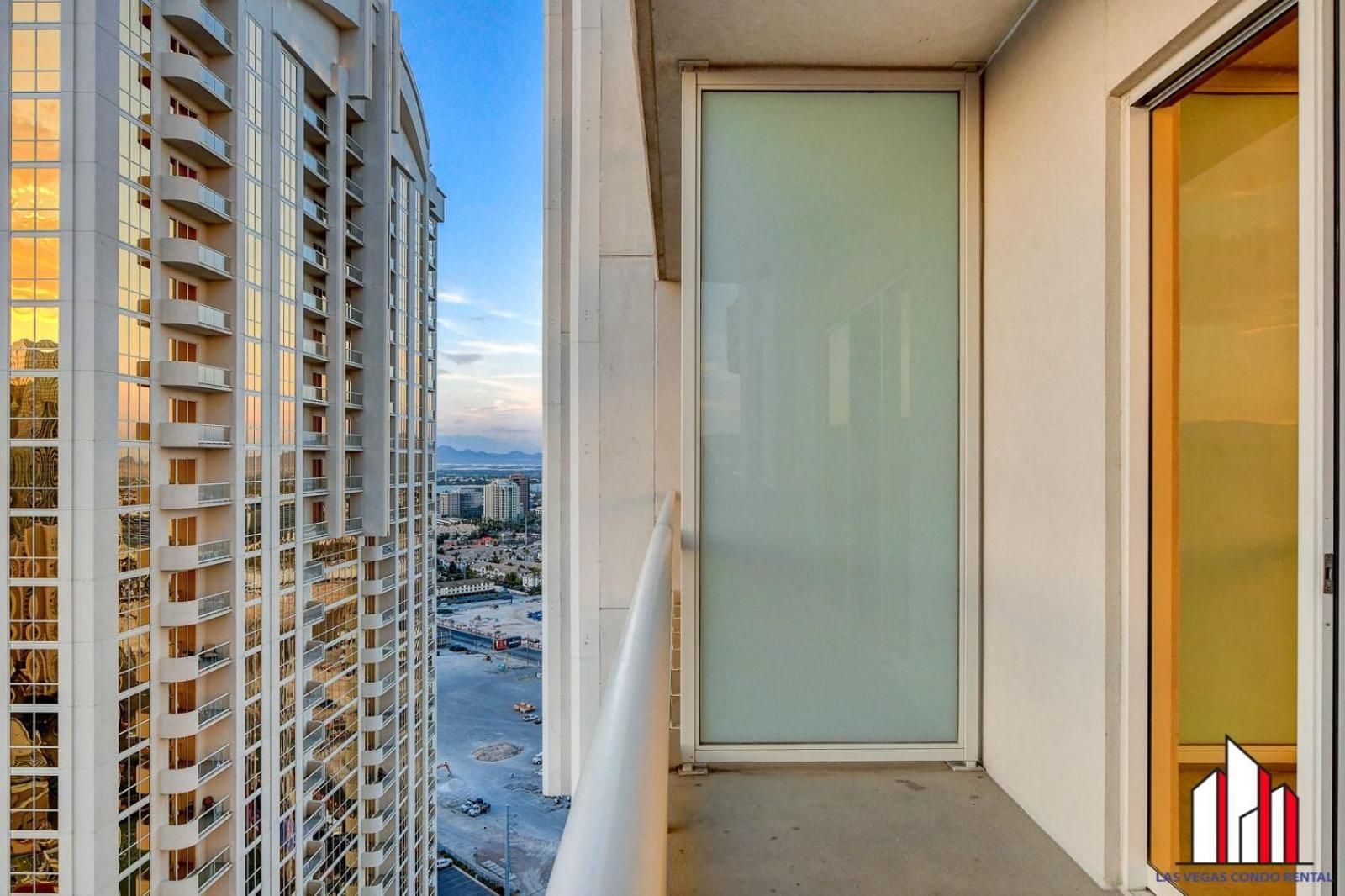 Mgm Signature-30-705 F1 Track & Strip View Balcony Las Vegas Exteriér fotografie